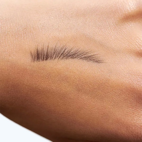 Glossier brow flick - Picture 2 of 3